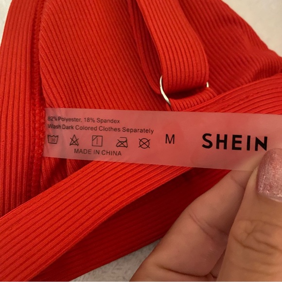 SHEIN Women’s High Cut Rib Triangle Top Padded Bikini Swimsuit - red, size M - Picture 7 of 8